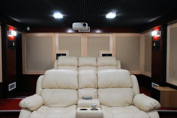 21 Inspiring Home Theater Seating Ideas For Your Movie Room | Home ...